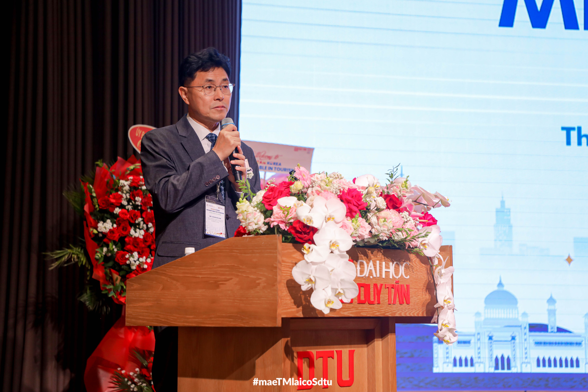 Ông Kim Geun Ho, Tổng cục Trưởng Tổng Cục Du lịch, Bộ Văn hóa Thể thao và Du lịch Hàn Quốc phát biểu tại Hội nghị