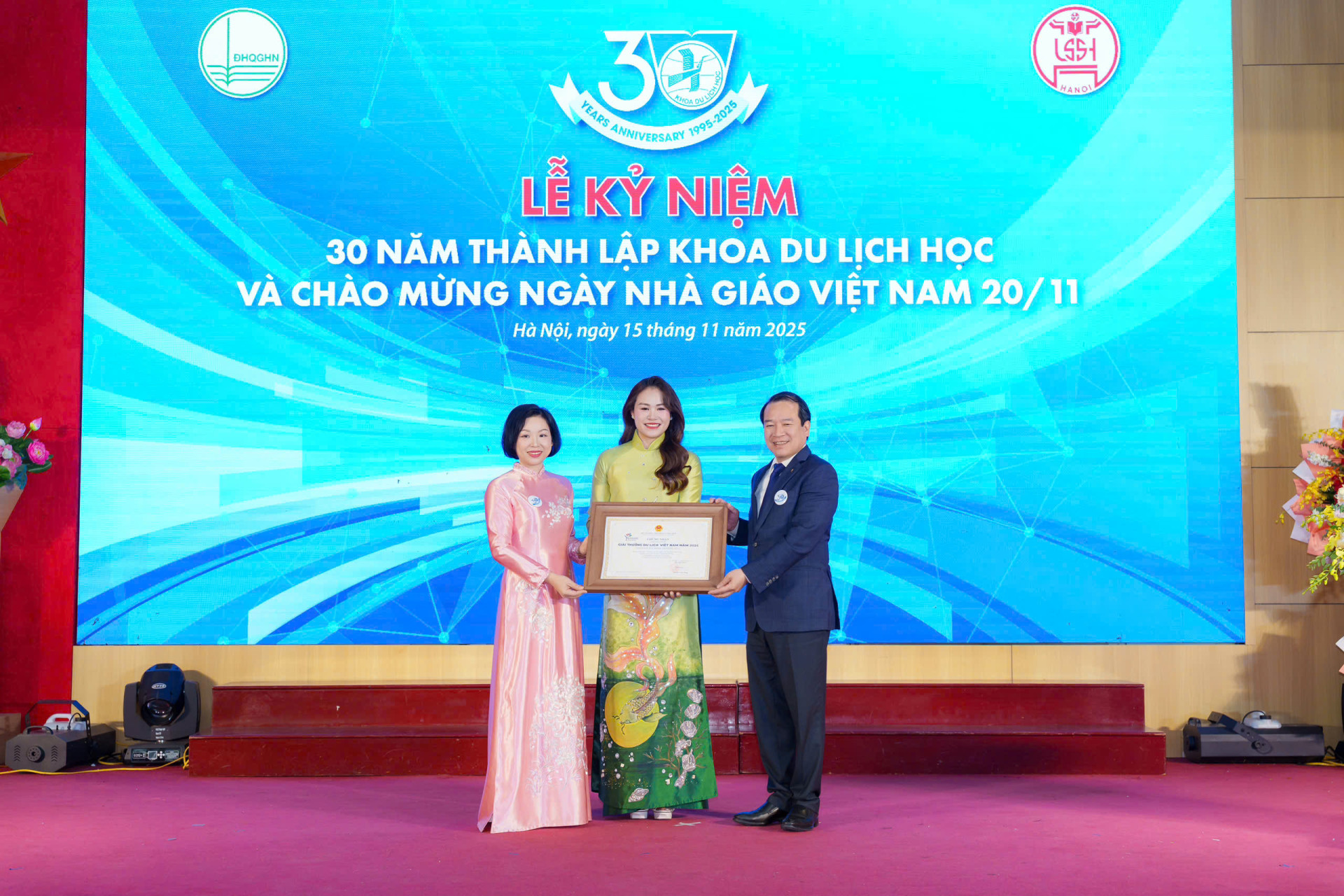 z7385575775175 786b70c5b0d803c49cbd971f6d06c1fc