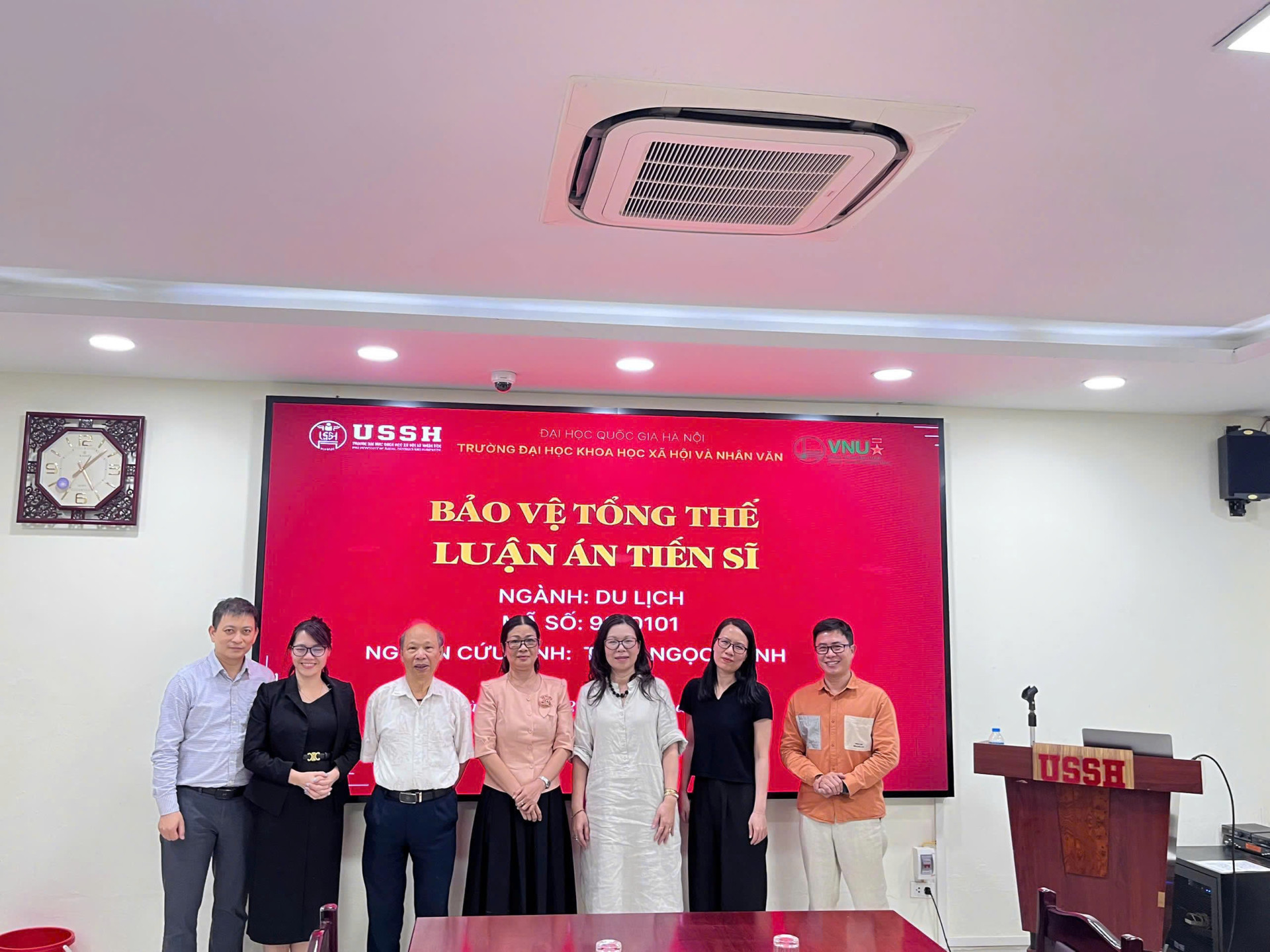 BẢO VỆ ĐÁNH GIÁ TỔNG THỂ LUẬN ÁN TIẾN SĨ NGÀNH DU LỊCH