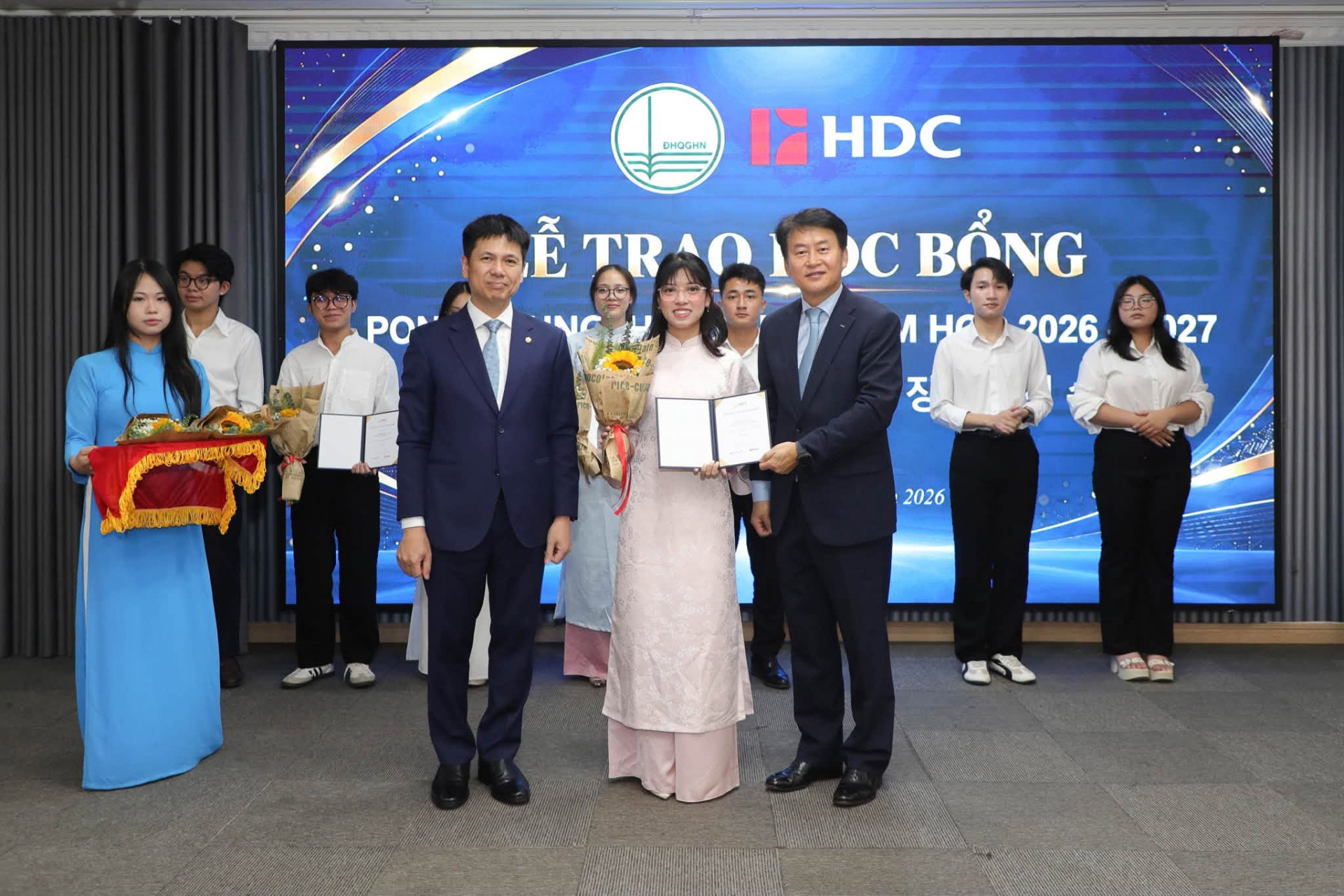 Chúc mừng sinh viên Nguyễn Vũ Thanh Huyền - K69 Quản trị Dịch vụ Du lịch và Lữ hành đạt học bổng Pony Chung Hàn Quốc năm học 2026-2027